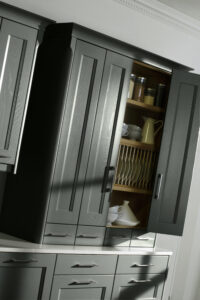 Seal Grey Shaker Kitchen | Panelven Kitchens | Hampshire